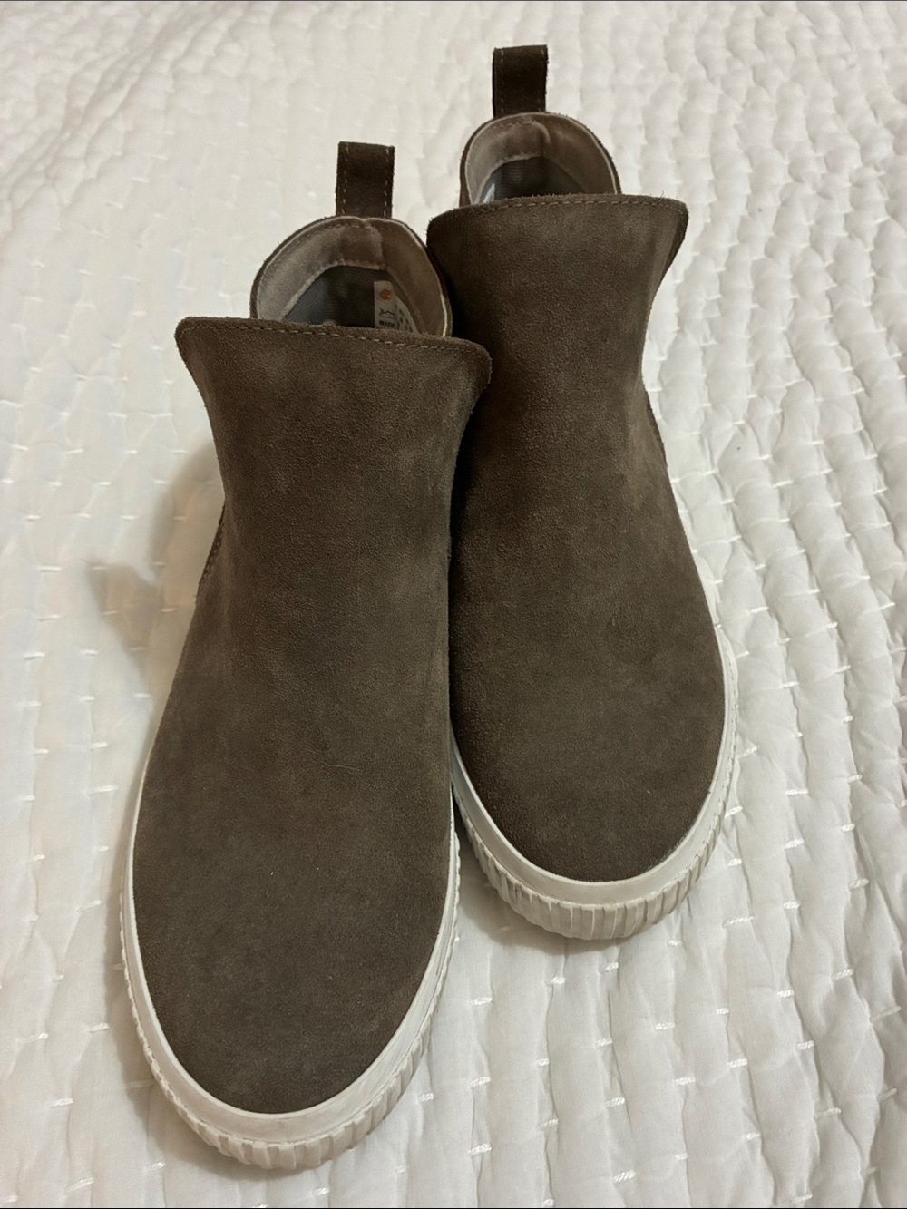 Timberland Women's Taupe Suede Skyla Bay Slip-On Ankle Boot size 7